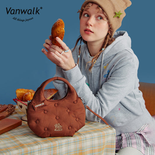 Vanwalk กระเป๋าสะพายข้างแฟชั่น Lucky House รุ่น V2727